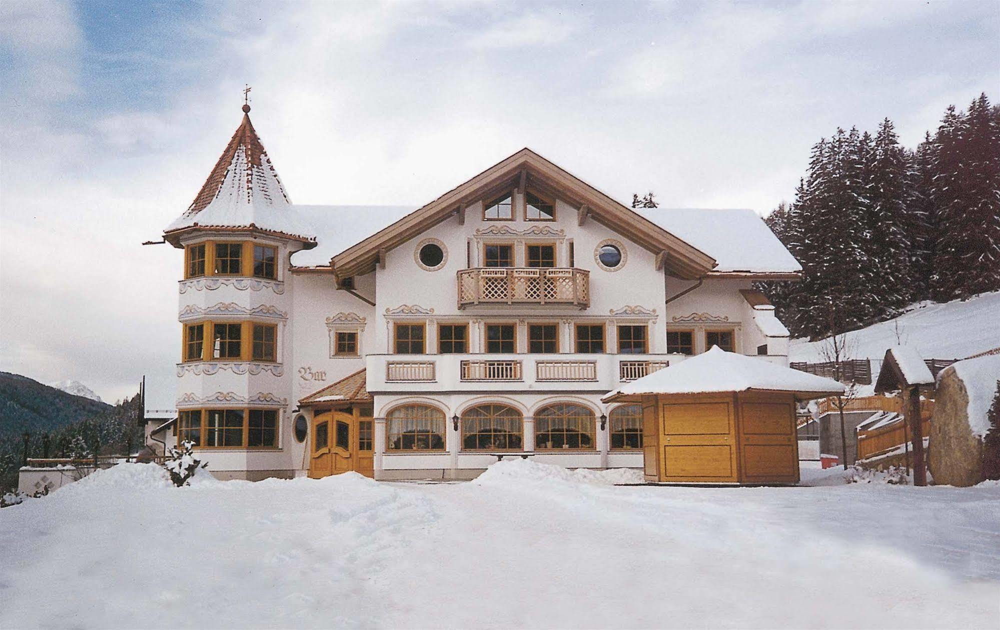 Turmhotel Gschwendt Planca di Sopra Exteriér fotografie
